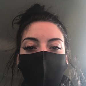 Meet your Posher, Chelsea-lea